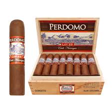 Perdomo Lot 23 Gordito SunGrsown